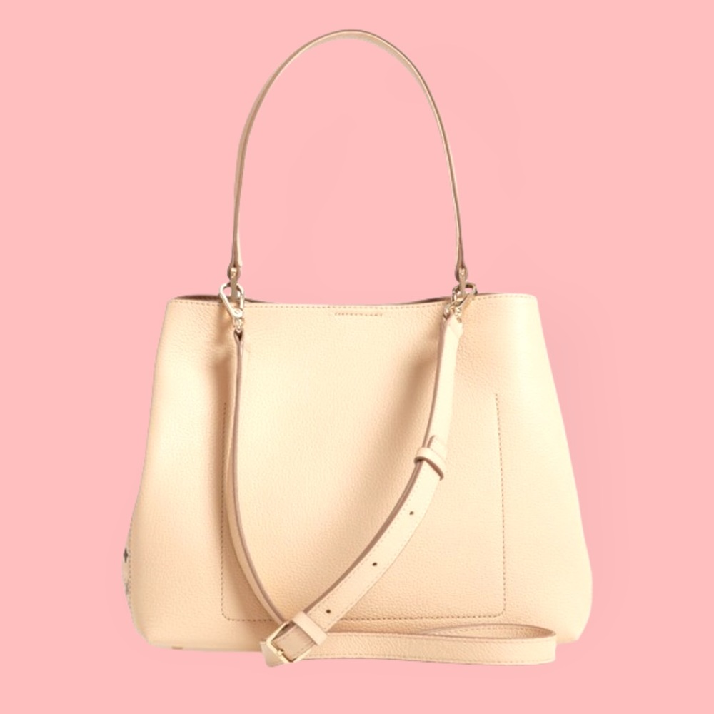 MCM Sarah Visetos Sold out in latte beige